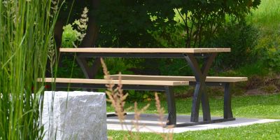 Wishbone Parker Picnic Table in Rossland BC